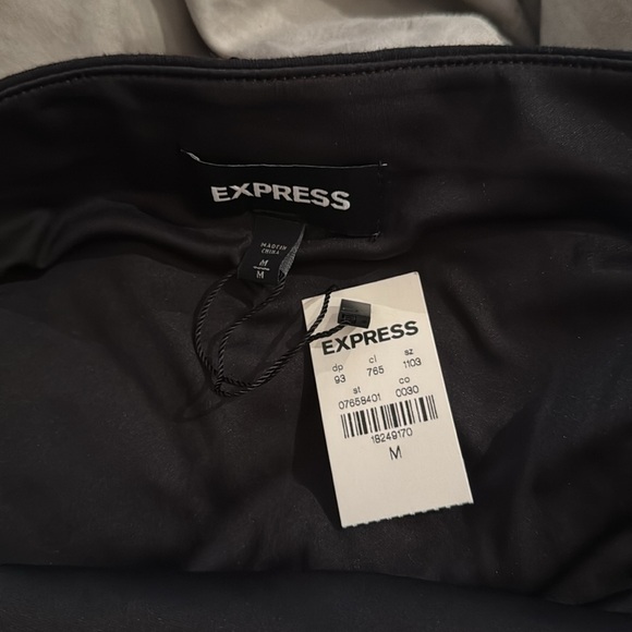 Express Sequin Skirt - Picture 3 of 3